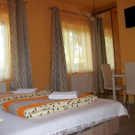 Eden Ii. Guest house
