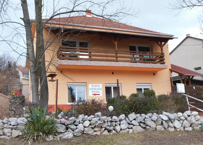éden Ii. Maison d'hôtes 3*